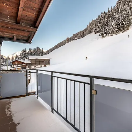 Sailer-2 By Interhome קאפל