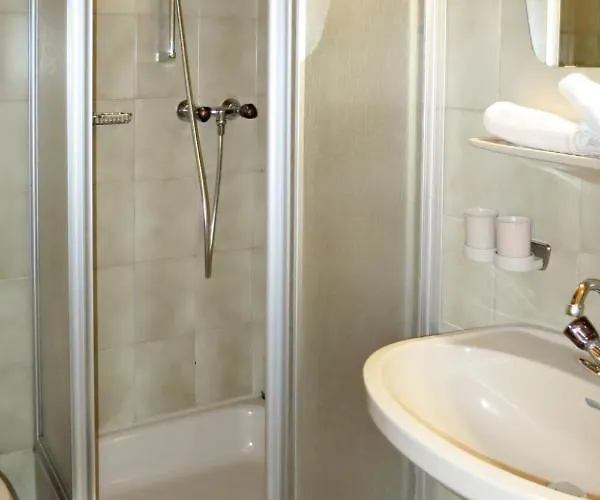 Sailer-2 By Interhome