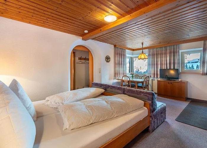 Sailer-2 By Interhome カップル